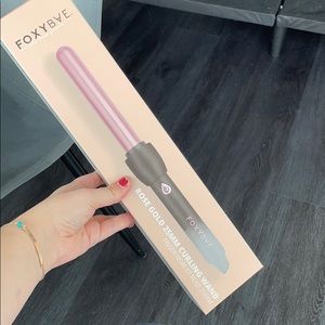 Foxy Bae rose gold 25 mm curling wand